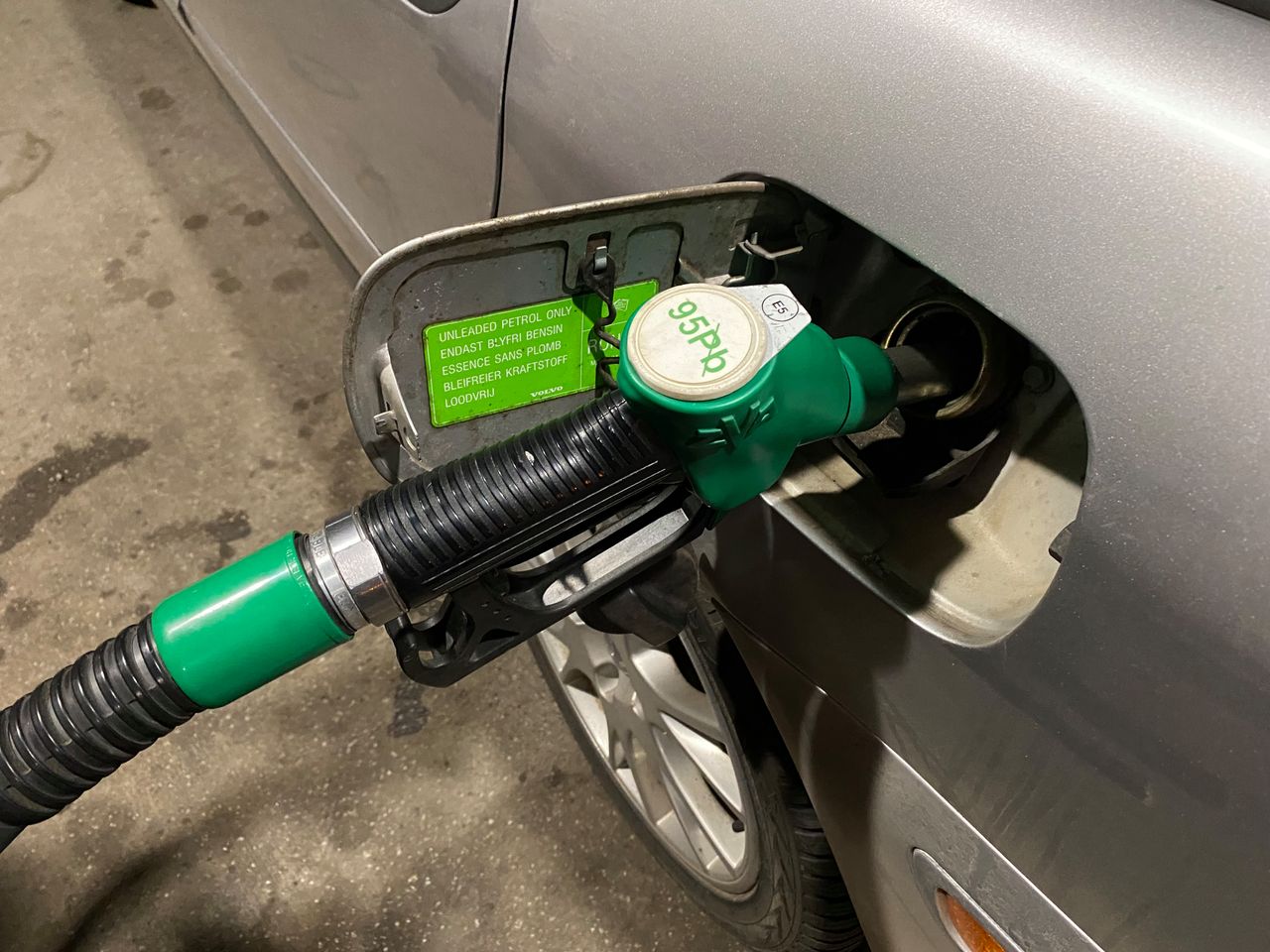 Paliwa będą tanieć. Najnowsze prognozy na nadchodzący tydzień