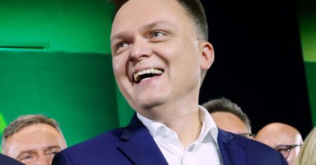 Ekspert o sukcesie Szymona Hołowni. Mówi o doświadczeniu
