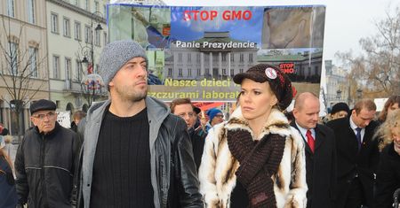 "Doda musi mieć u boku faceta"