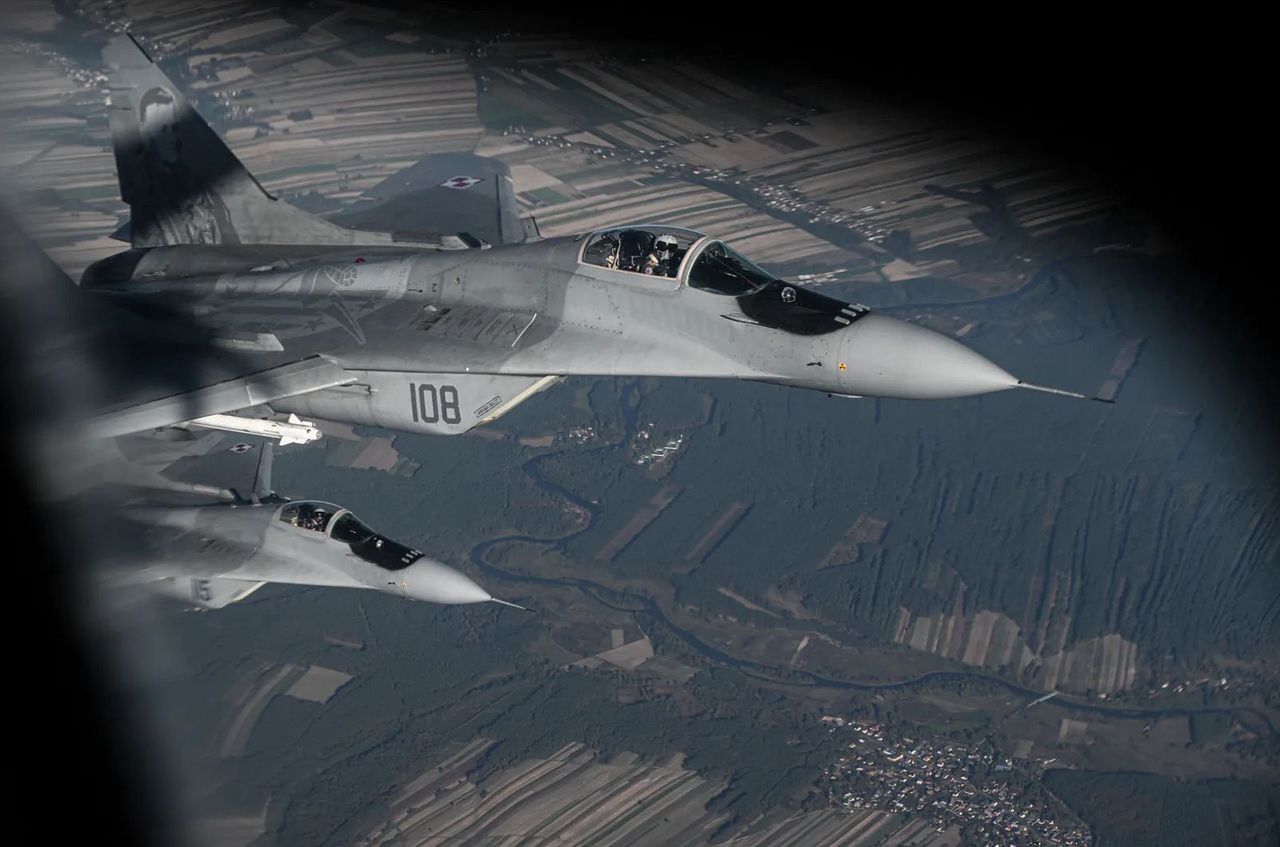 F-16 fighters - illustrative photo