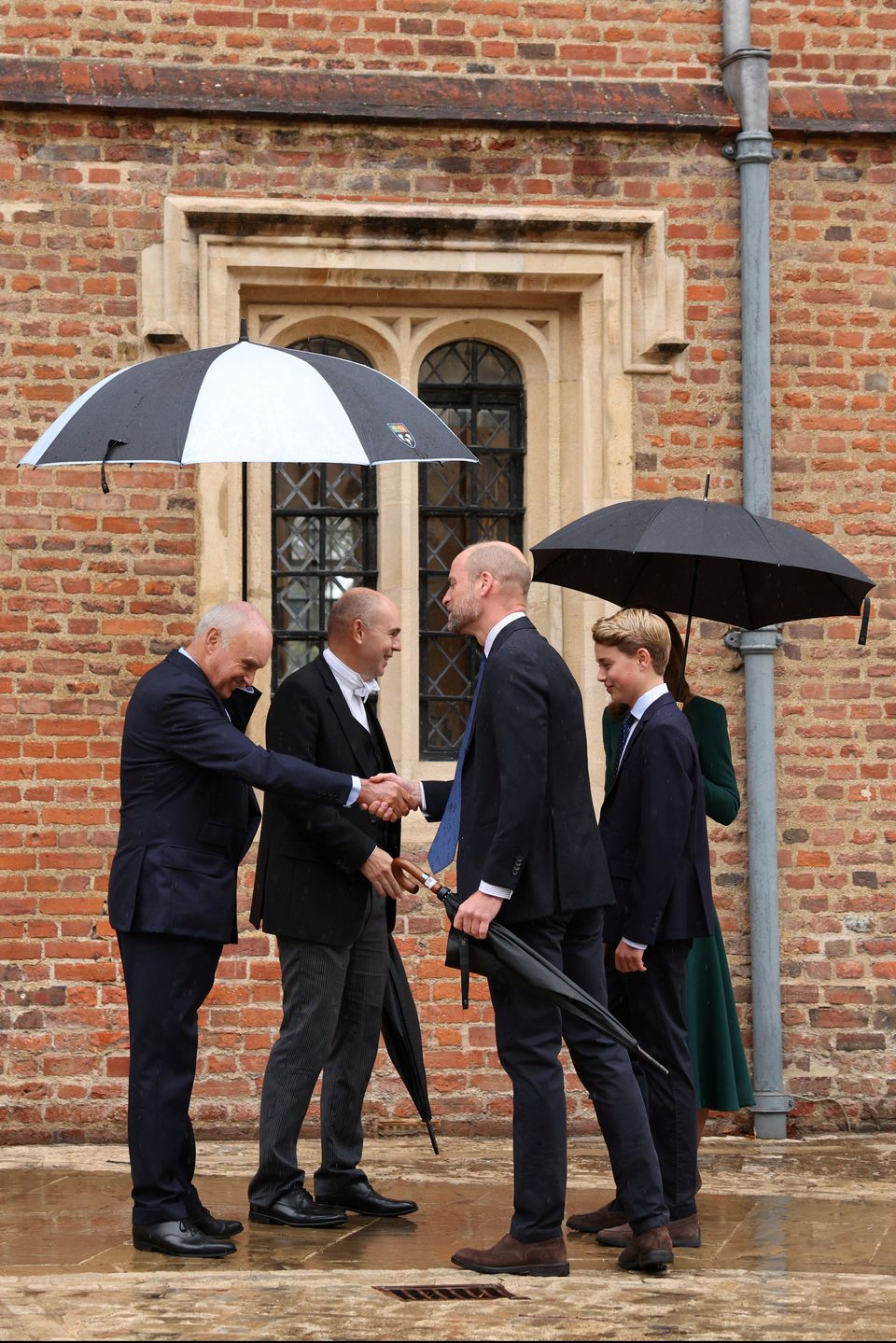 Kate i William żegnają się z księciem George'em