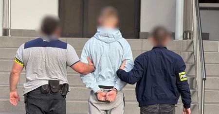 23-latek trafi do więzienia. Jest wyrok za złamanie sądowego zakazu prowadzenia pojazdów