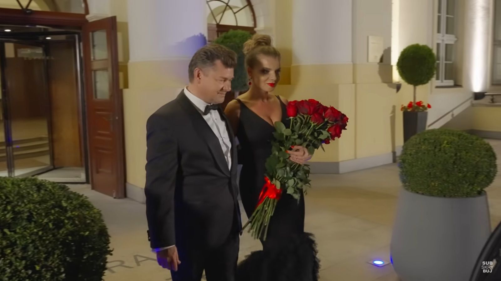 Zenek Martyniuk i tajemnicza piękność w teledysku do piosenki "Classy Girl" 