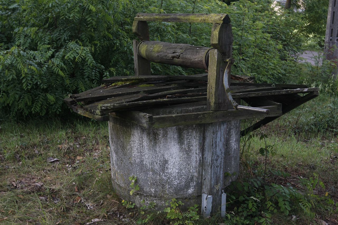 Czyżew na Mazowszu. Znaleziono zwłoki dziecka w studni. Nowe informacje