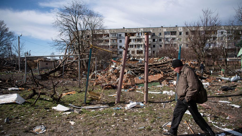 Rosjanie plądrują Ukrainę i sprzedają zrabowane rzeczy.
