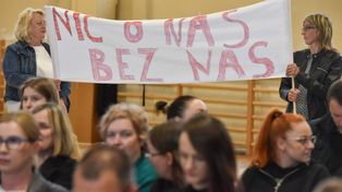 Rewolucji w oświacie jednak nie będzie? Miasto ma nowy pomysł na zmiany w sieci szkół