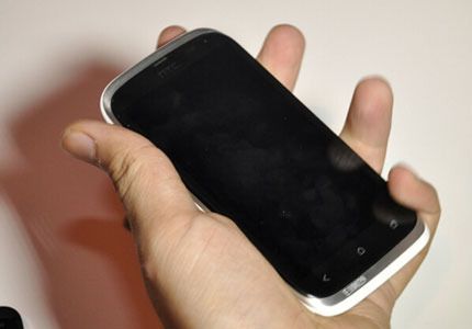HTC T328w (fot. gsmarena.com)