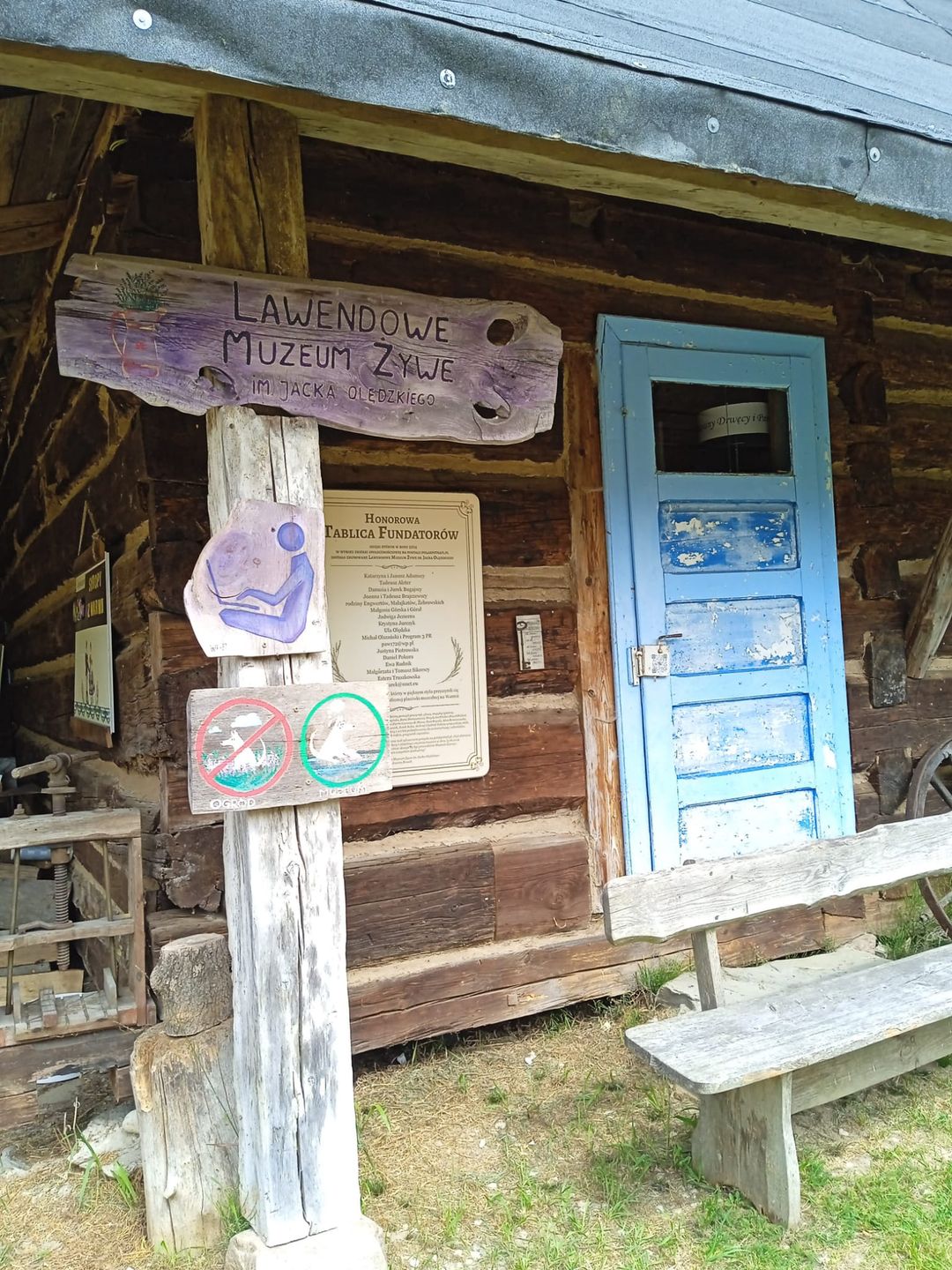 Muzeum żywe, czyli miejsce, gdzie nie tylko ogląda się eksponaty, ale także korzysta się z nich