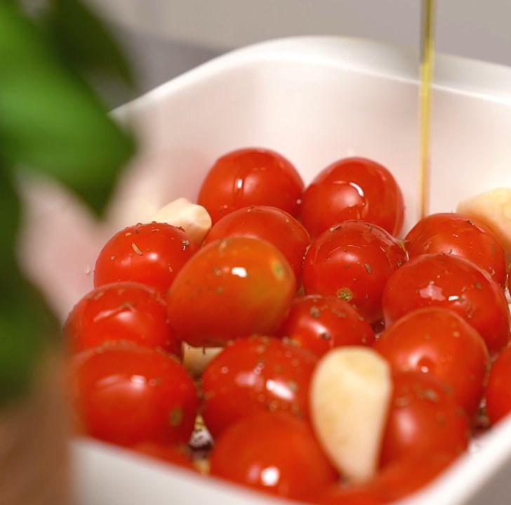 Roasted cherry tomatoes