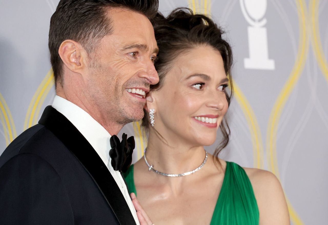 Hugh Jackman finds new love with Sutton Foster after split