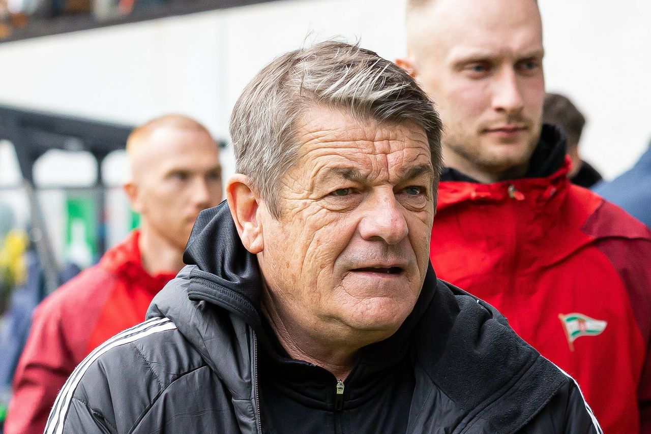 John Carver zdradził, czemu przedłużył kontrakt z Lechią Gdańsk. "Piłkarze przez cały tydzień pytali, co dalej ze mną"
