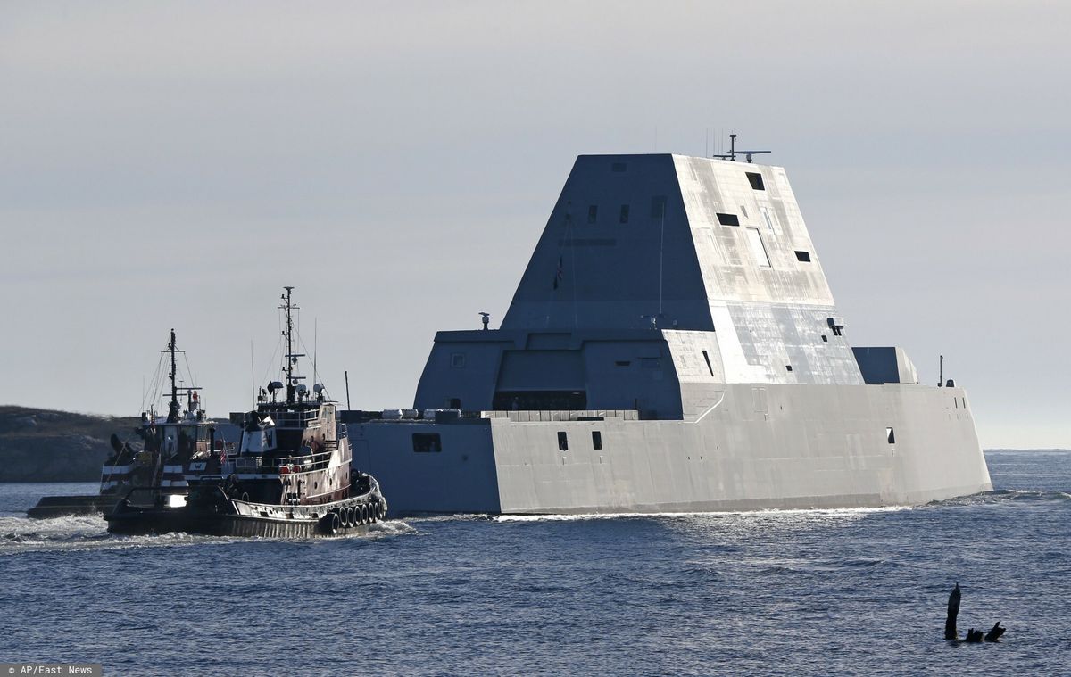 USS Zumwalt - 