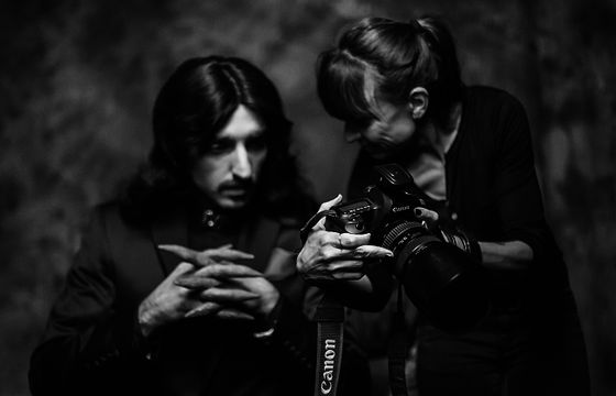 12 aktorów w kalendarzu ATM Grupy. Popławska, Roznerski i Wesołowski w mrocznych stylizacjach (wywiad)