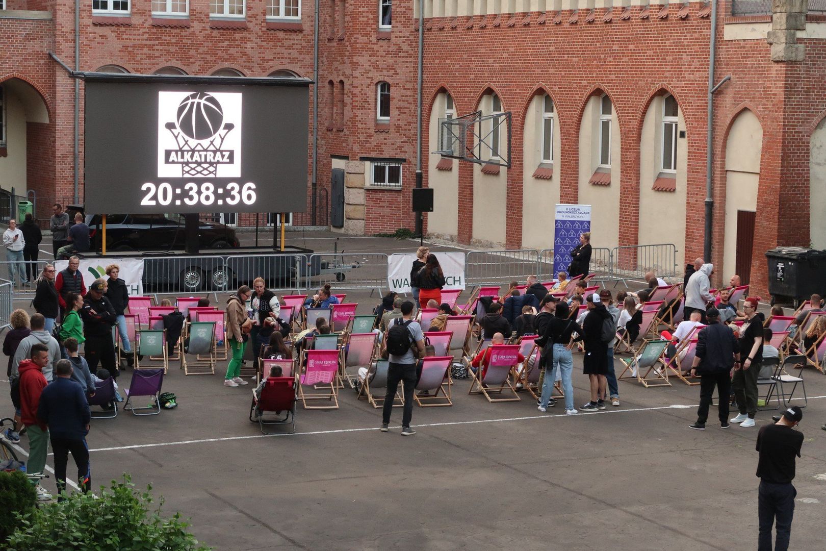 Projekcja filmu Ucieczka do Alkatraz rozpoczęła kultowy turniej