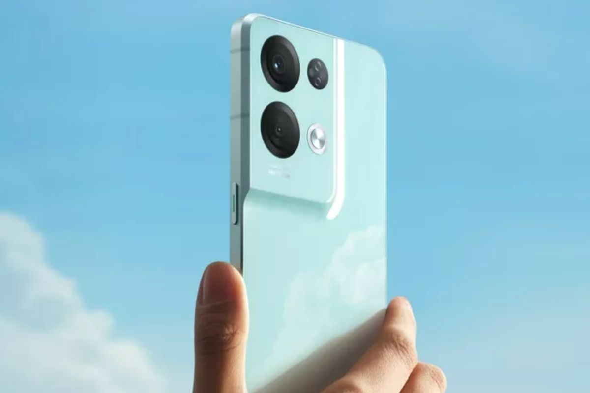 iPhone 13 + Samsung Galaxy S22 = OPPO Reno 8. Nowa seria zaprezentowana