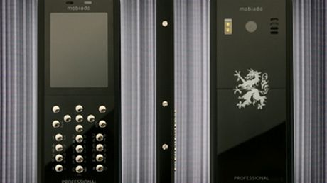 Mobiado Professional 105 ZAF - luksus w 10-milimetrowej obudowie 1