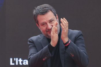Był oskarżony o pozbawienie wolności migrantów. Matteo Salvini i decyzja sądu