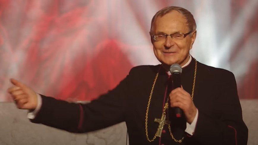 Duchowny jest znany ze swojego hitu