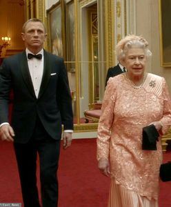 James Bond pożegnał królową Elżbietę