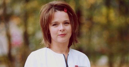 25 lat temu widzowie pokochali siostrę Bożenkę z "Na dobre i na złe". Jak dziś wygląda i czym zajmuje się Edyta Jungowska?