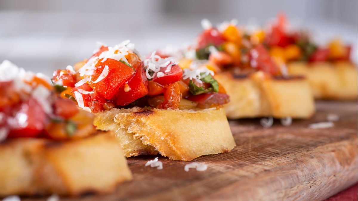 Bruschetta - prosty pomysł na pyszną przekąskę