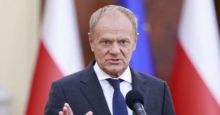 Tusk po przesłuchaniu Jędrzejewskiego. "Wydaje się być wątpliwa"