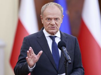 Tusk po przesłuchaniu Jędrzejewskiego. "Wydaje się być wątpliwa"