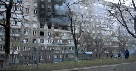 Sprzedają zrujnowane mieszkania. "Chwalą piękny widok z balkonu"