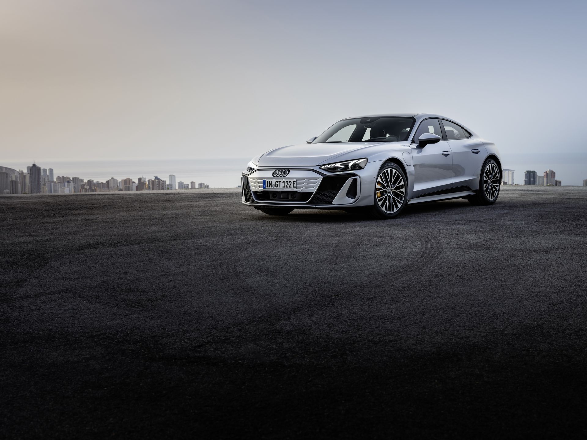 Audi e-trong GT