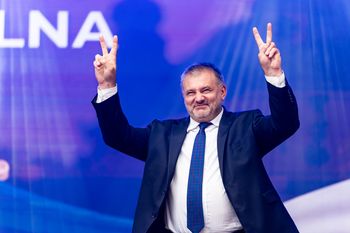 Afera Zondacrypto. Zabezpieczono 11 luksusowych aut wartych około 4 mln zł