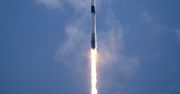 SpaceX wystrzelił na orbitę tajne satelity. Emitują zakazany sygnał