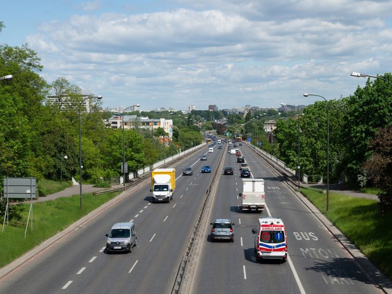 Od środy utrudnienia w Warszawie. Ruszy modernizacja dwóch wiaduktów