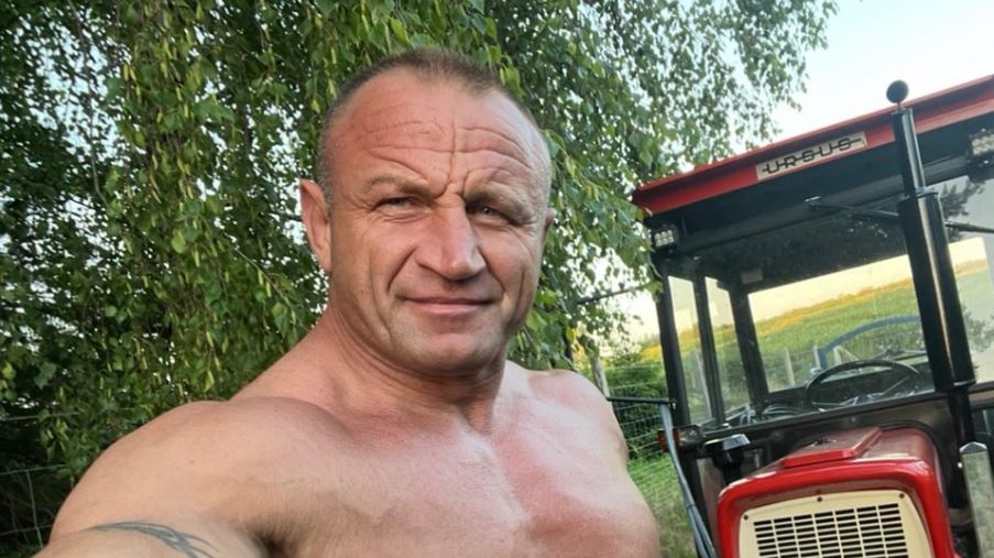 Mariusz Pudzianowski latem stronił od zakładania koszulki