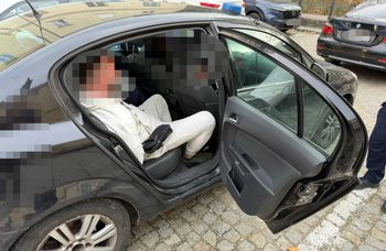 Warszawa: Pisk opon, brawura i trzy sądowe zakazy. Policjanci przerwali szaleńczą jazdę