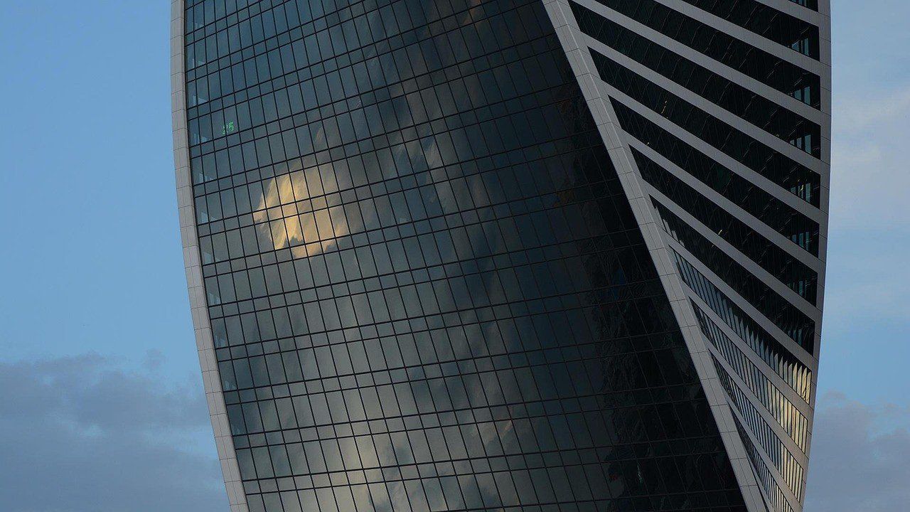 Terminowość musi być na budowie. Jeden błąd potrafi zatrzymać wszystko