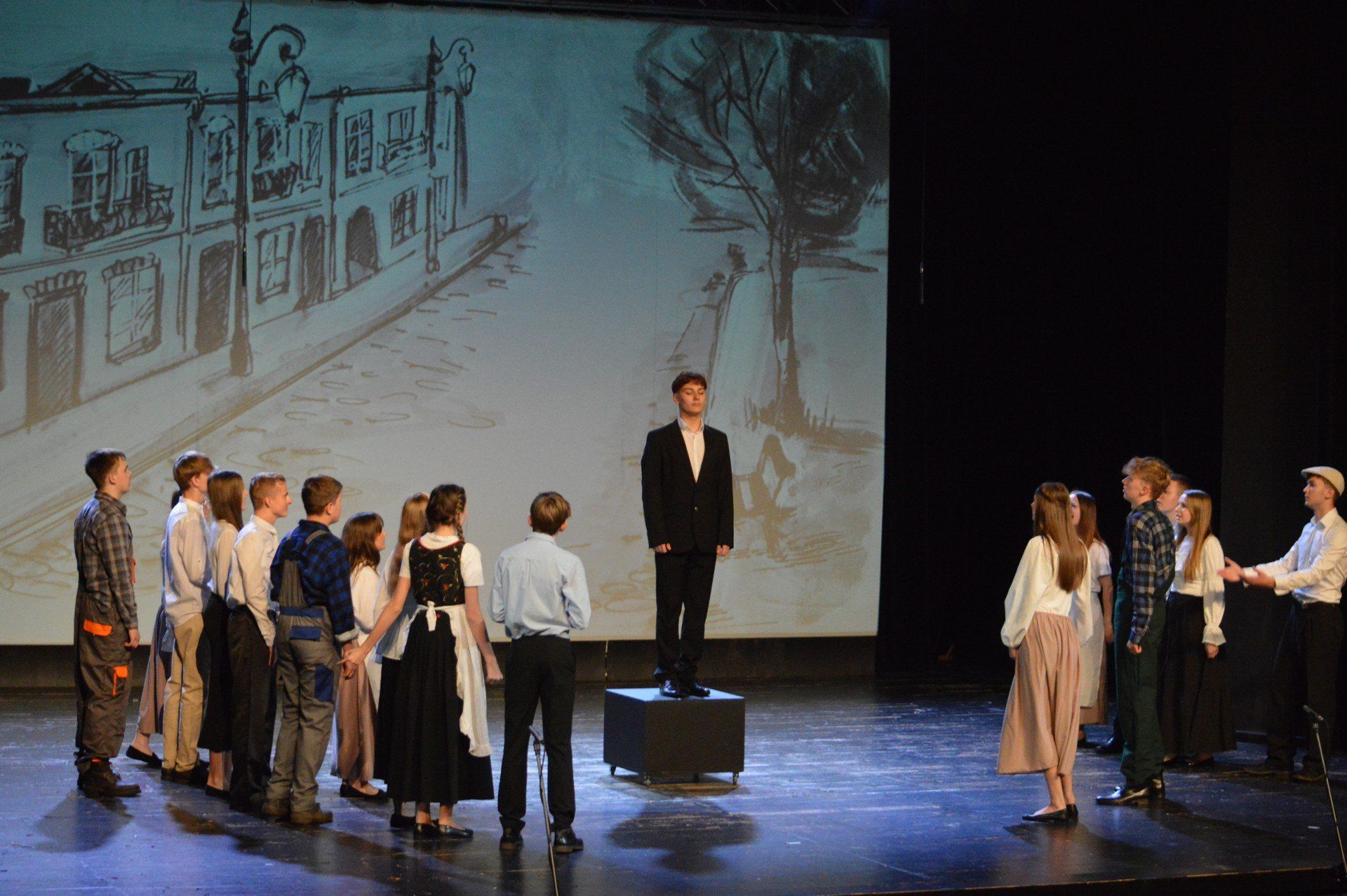 Spektakl &#34;Bełchatów - miasto i jego tożsamość. Opowieść w kilku aktach&#34; miał swoją premierę 13 października 2025r.