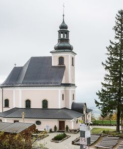 Wszedł do kościoła w czapce. Oskarżono go o obrazę uczuć religijnych