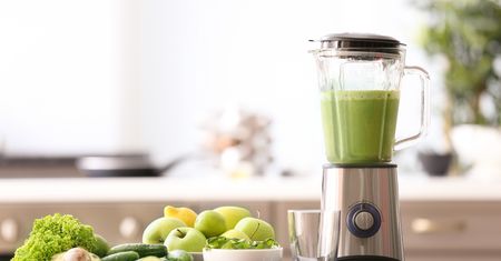 Nowoczesny blender do kuchni. Przygotujesz nie tylko koktajle