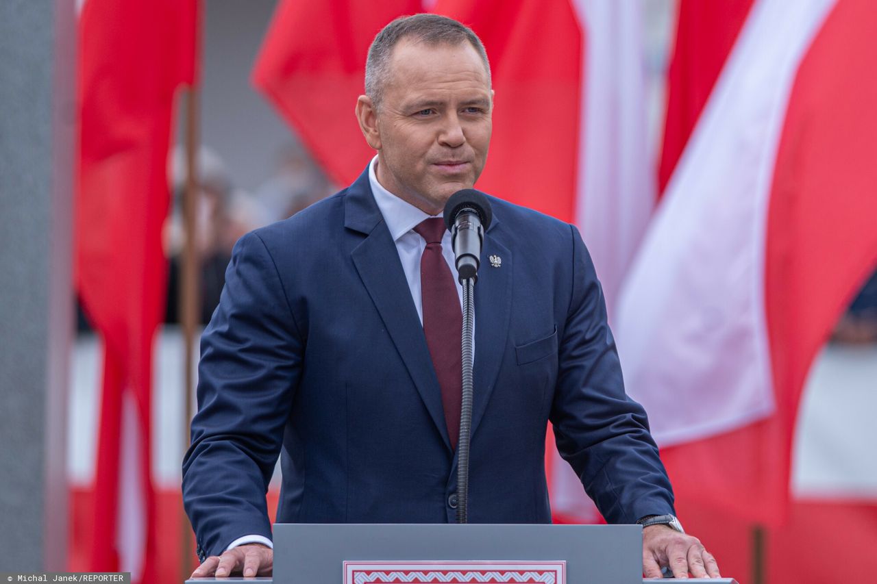 Tak Polacy ocenili Karola Nawrockiego. W sondażu dominują dwie emocje