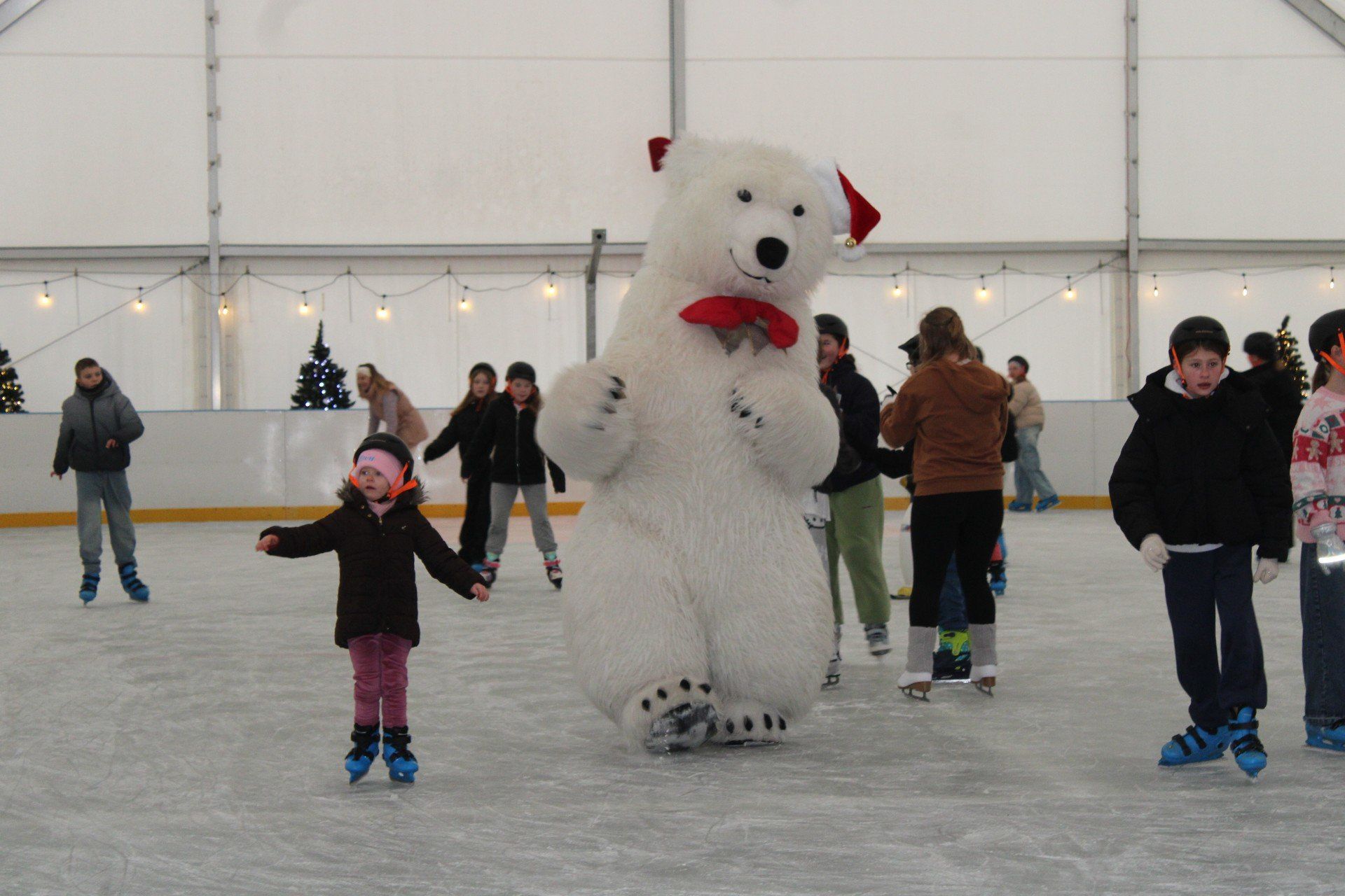 Lodowisko w Nowym Tomyślu już otwarte.