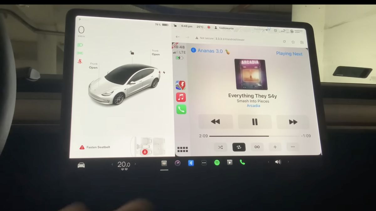 Carplay w Tesli