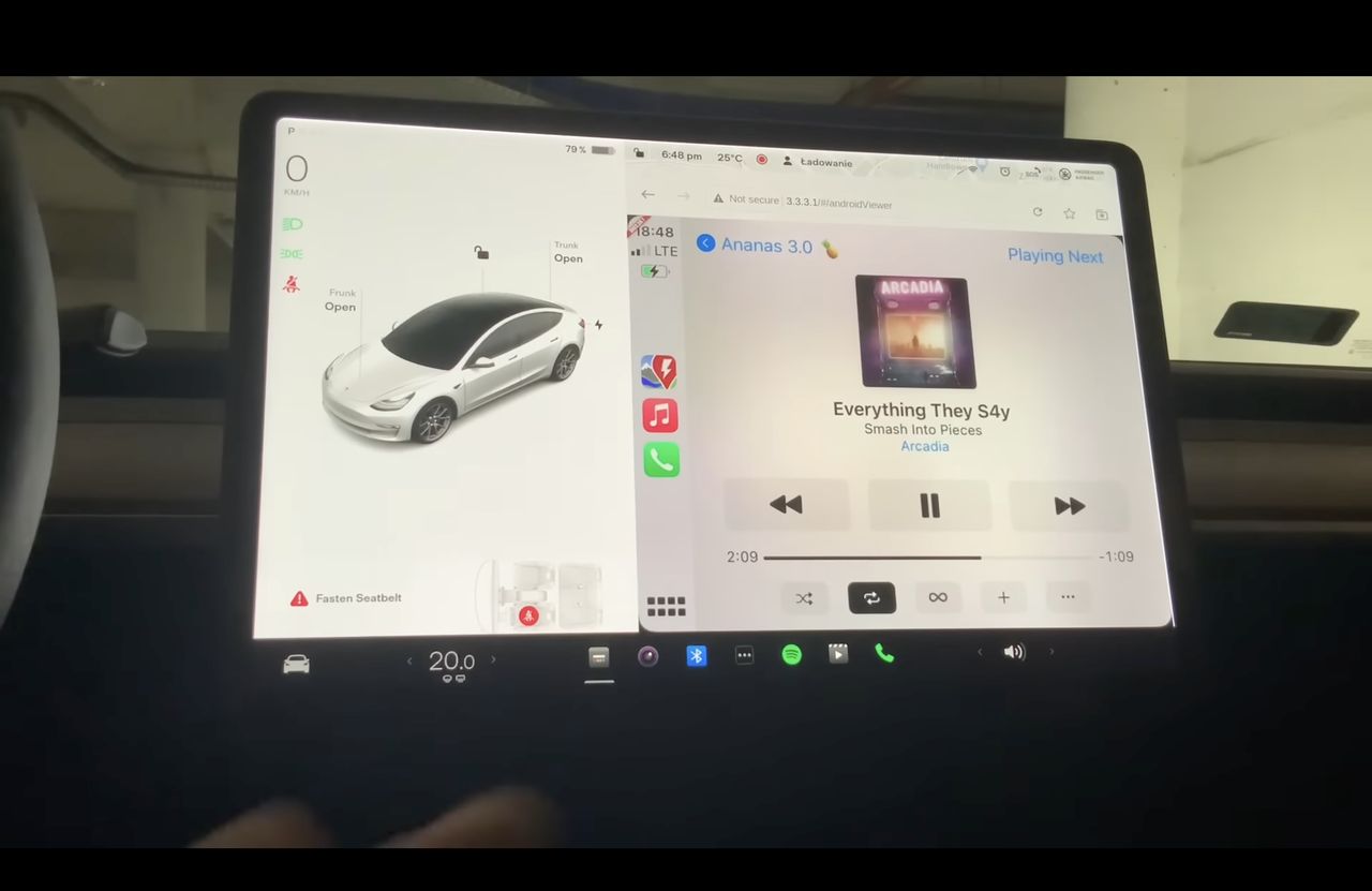 CarPlay w Tesli jest możliwy. Polak zrobił obejście