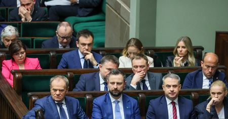 Czarne chmury nad koalicją? Polacy zabrali głos. Mamy sondaż