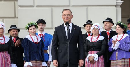 Ostre słowa prezydenta. "Proszę do Brukseli i starać się o pieniądze"