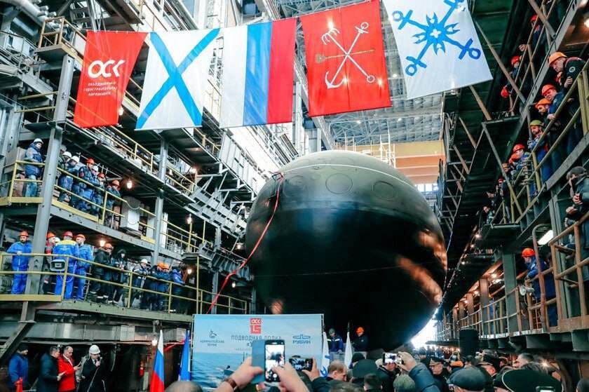 Rosja rozbudowuje marynarkę. "W porównaniu z Zachodem są karłem"