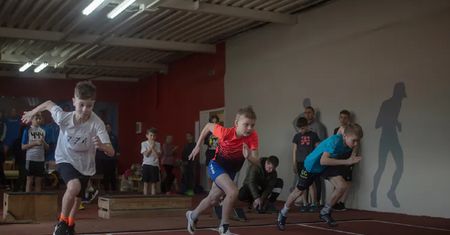 Obrona cywilna w programie WF? Pomysł budzi kontrowersje