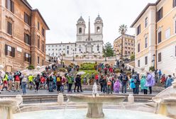 Masowo okradają Polaków. Konsulat wydał rekordową liczbę dokumentów