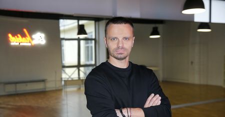 Wielkie zaskoczenie. Takie wykształcenie ma Marcin Hakiel