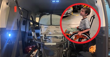 "To absurd". Krakowski urząd odmówił Błażejowi parkowania na "kopertach"