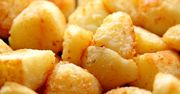 Ten składnik zmienia wszystko. Zawsze chrupiące pieczone ziemniaki